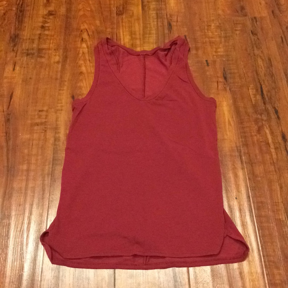 lululemon tank 2
